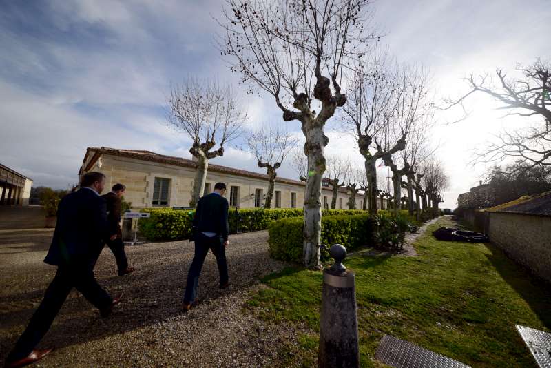 En route to taste at Château Montrose